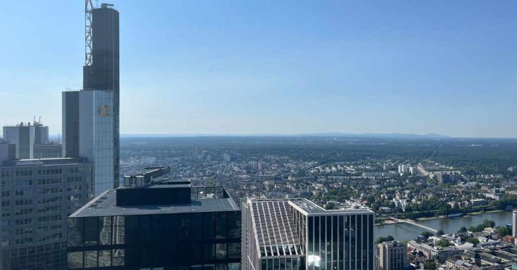Frankfurt vom Main Tower aus gesehen