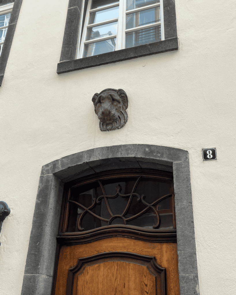 Die Annoköpfe